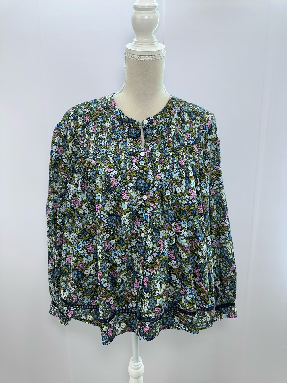 Old Navy Green Floral Button-Front Peasant Blouse